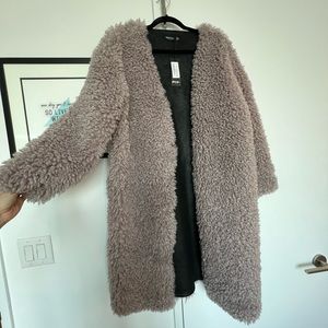 NWT Long Borg Shaggy grey coat size 2 NastyGal